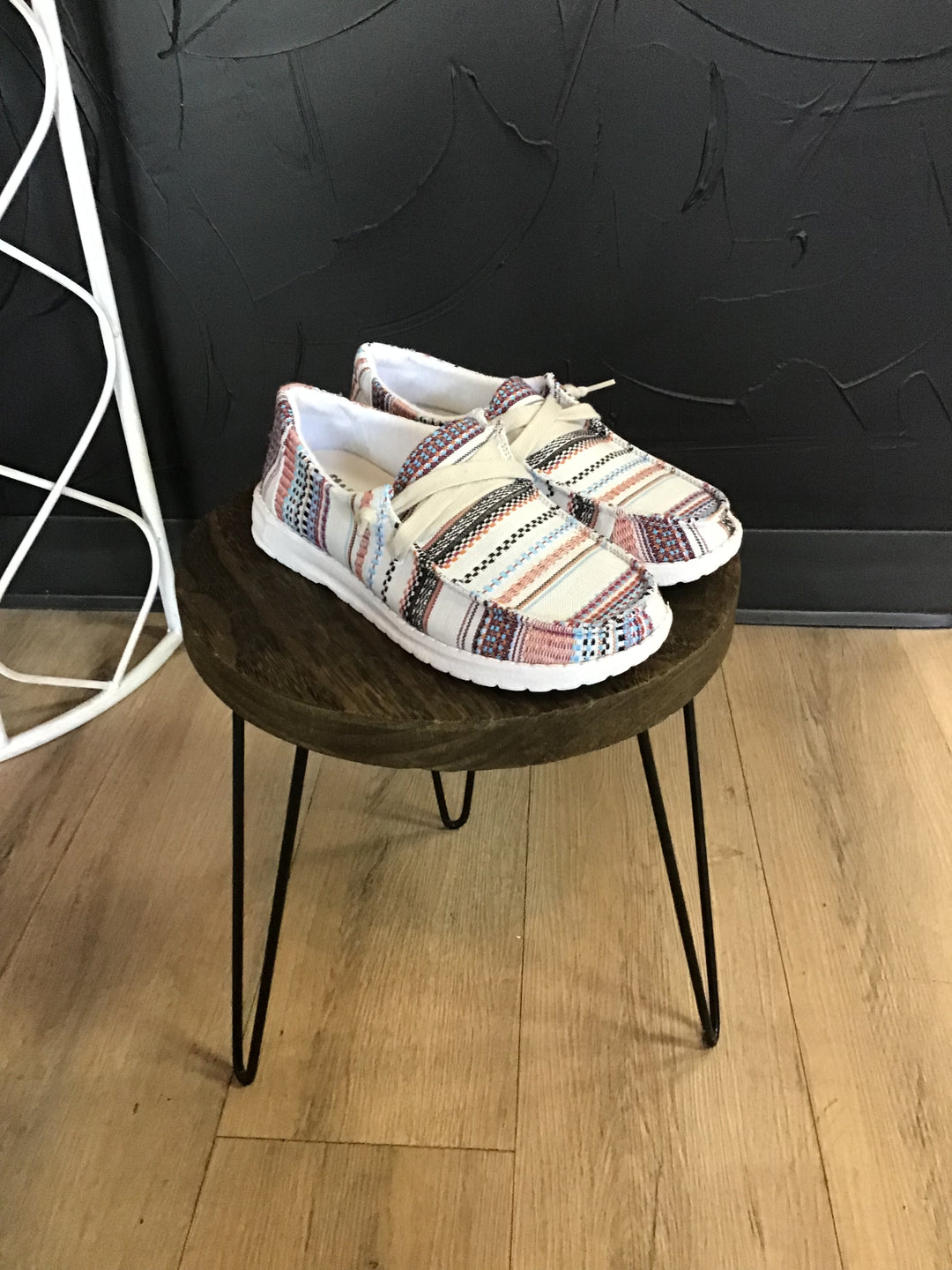Hip 3 Aztec Print Canvas Shoes