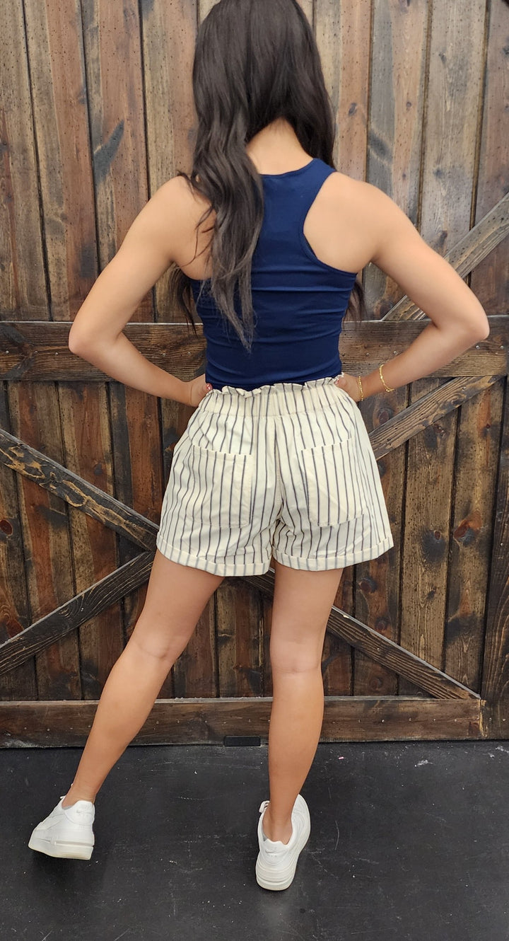 Stripe Woven Waist Elastic Shorts