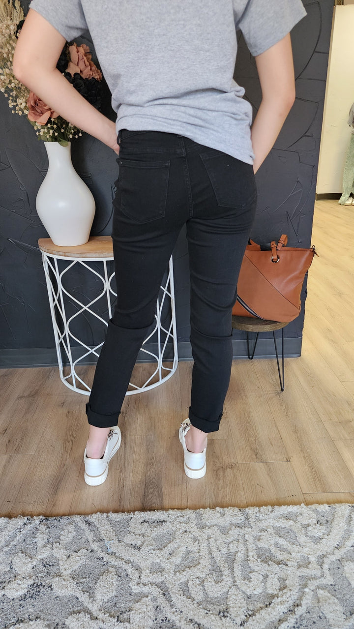 Judy Blue Black Distressed Jean JB88137