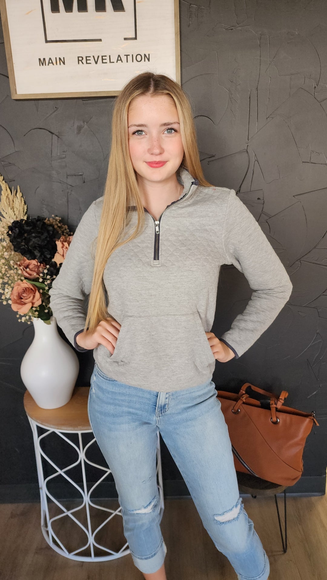 Quilted 1/2 Zip Gray Pullover