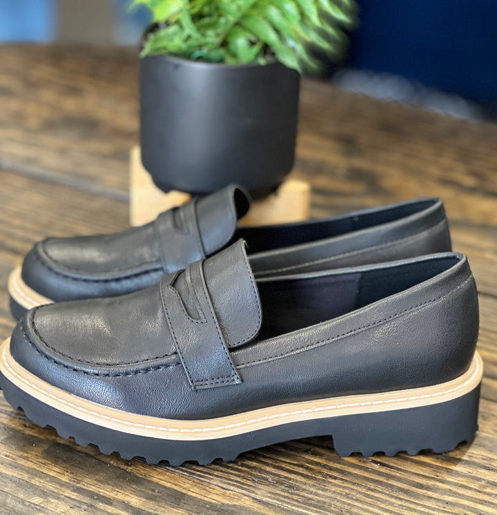 Boost Black Loafer