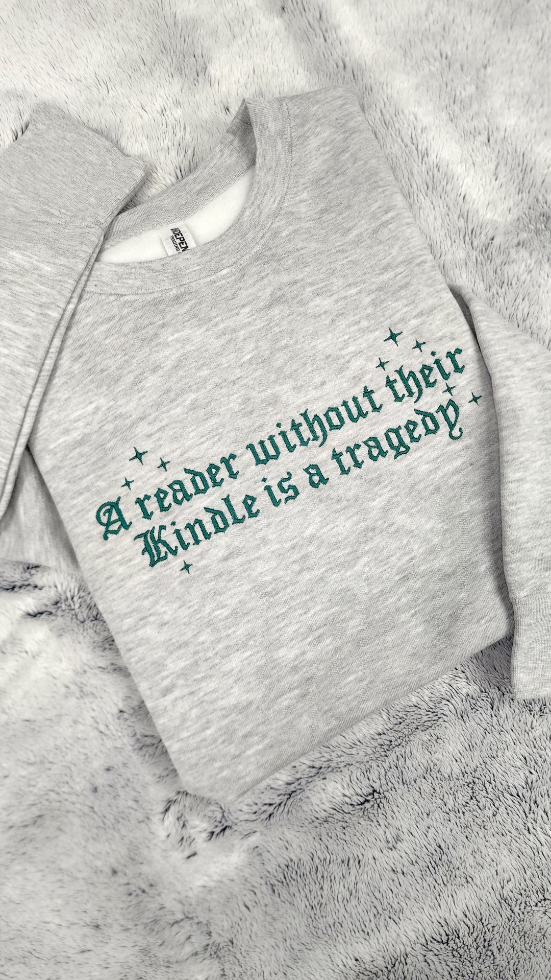 Kindle Embroidered Crew