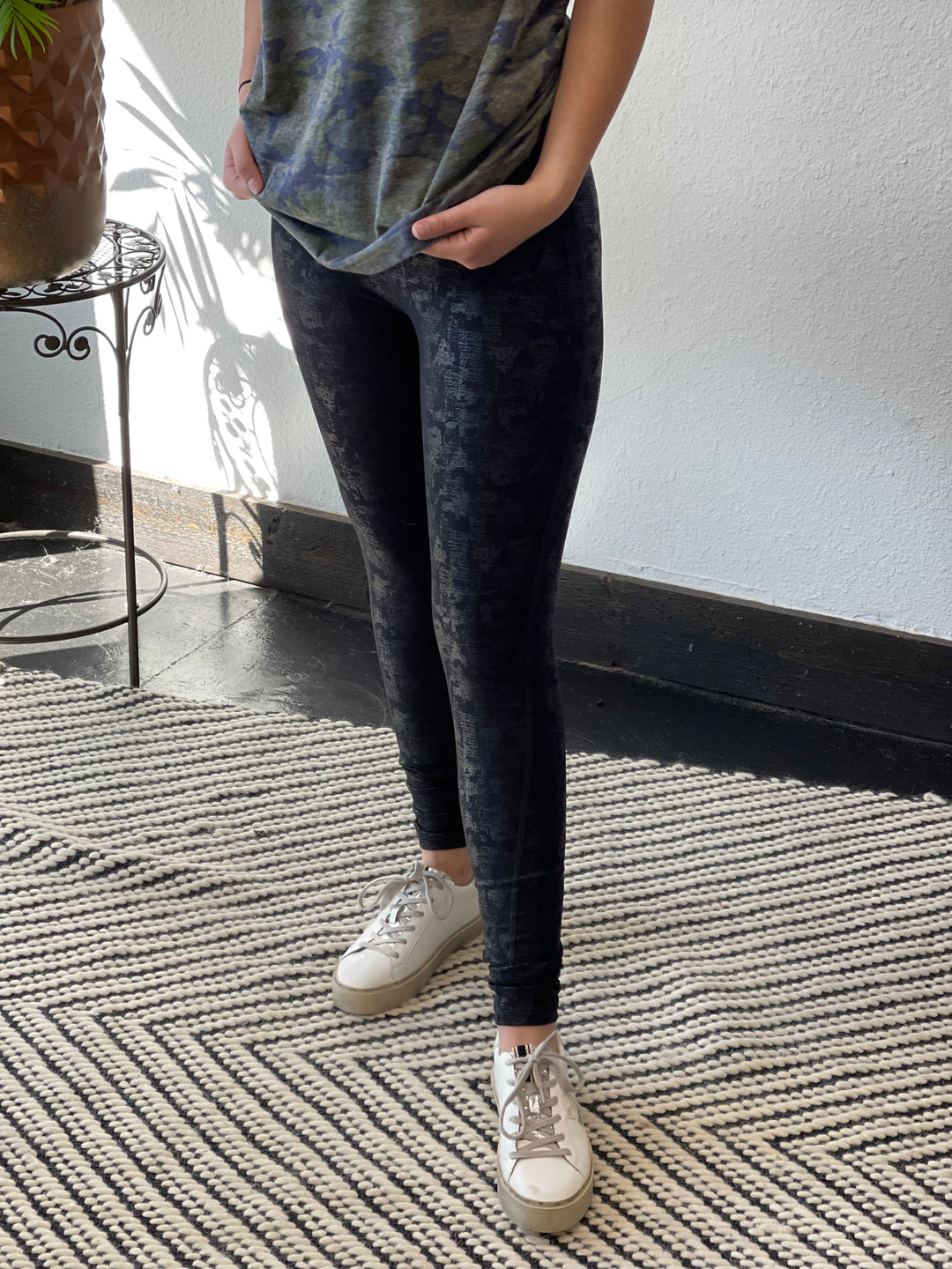 Black Cracked Foil Leggings